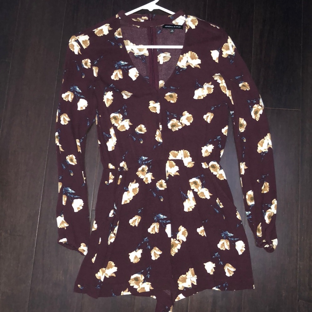 kendall and kylie long sleeved romper